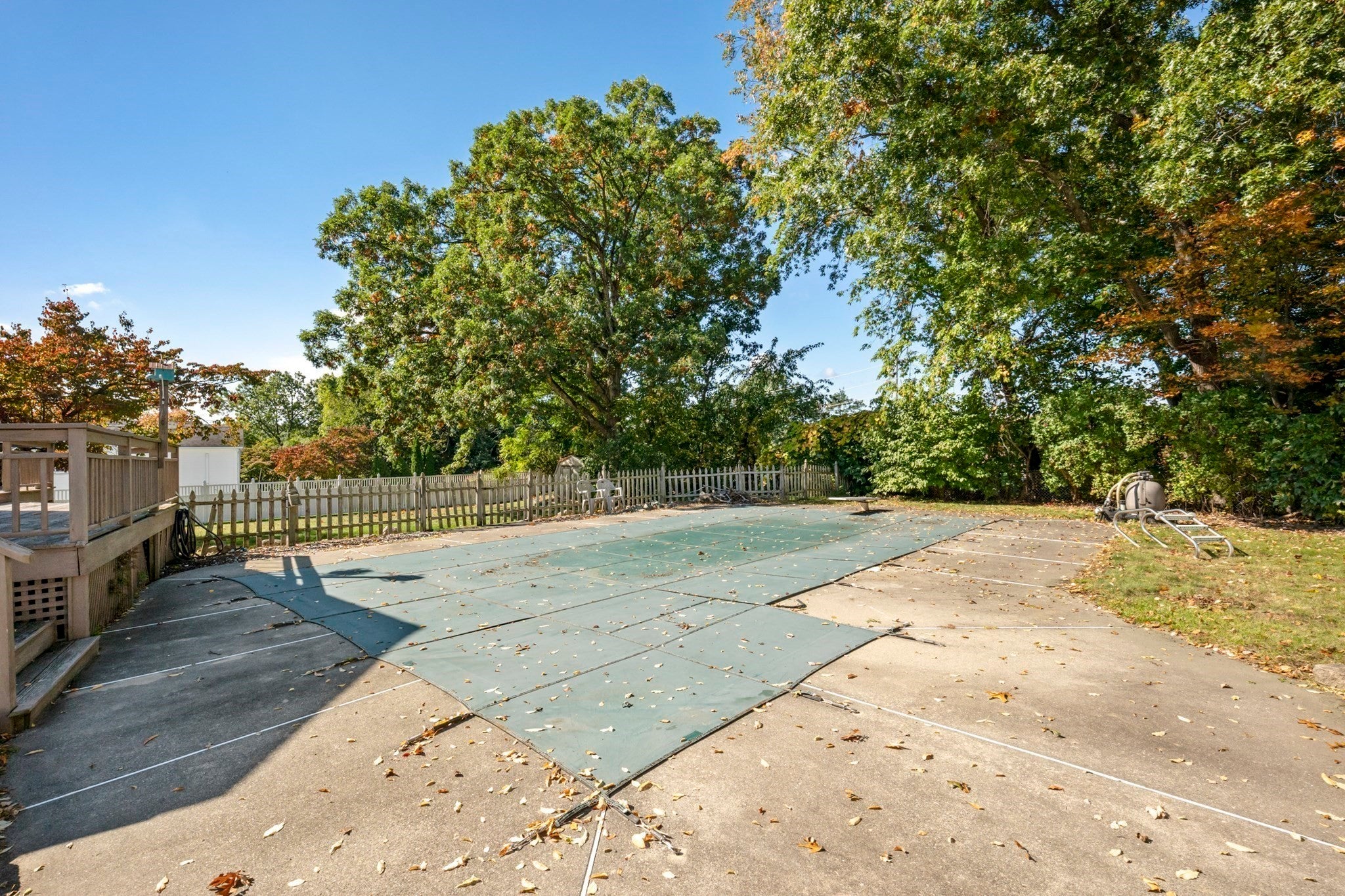 11 Carousel Dr, Millbury, MA Photo #32