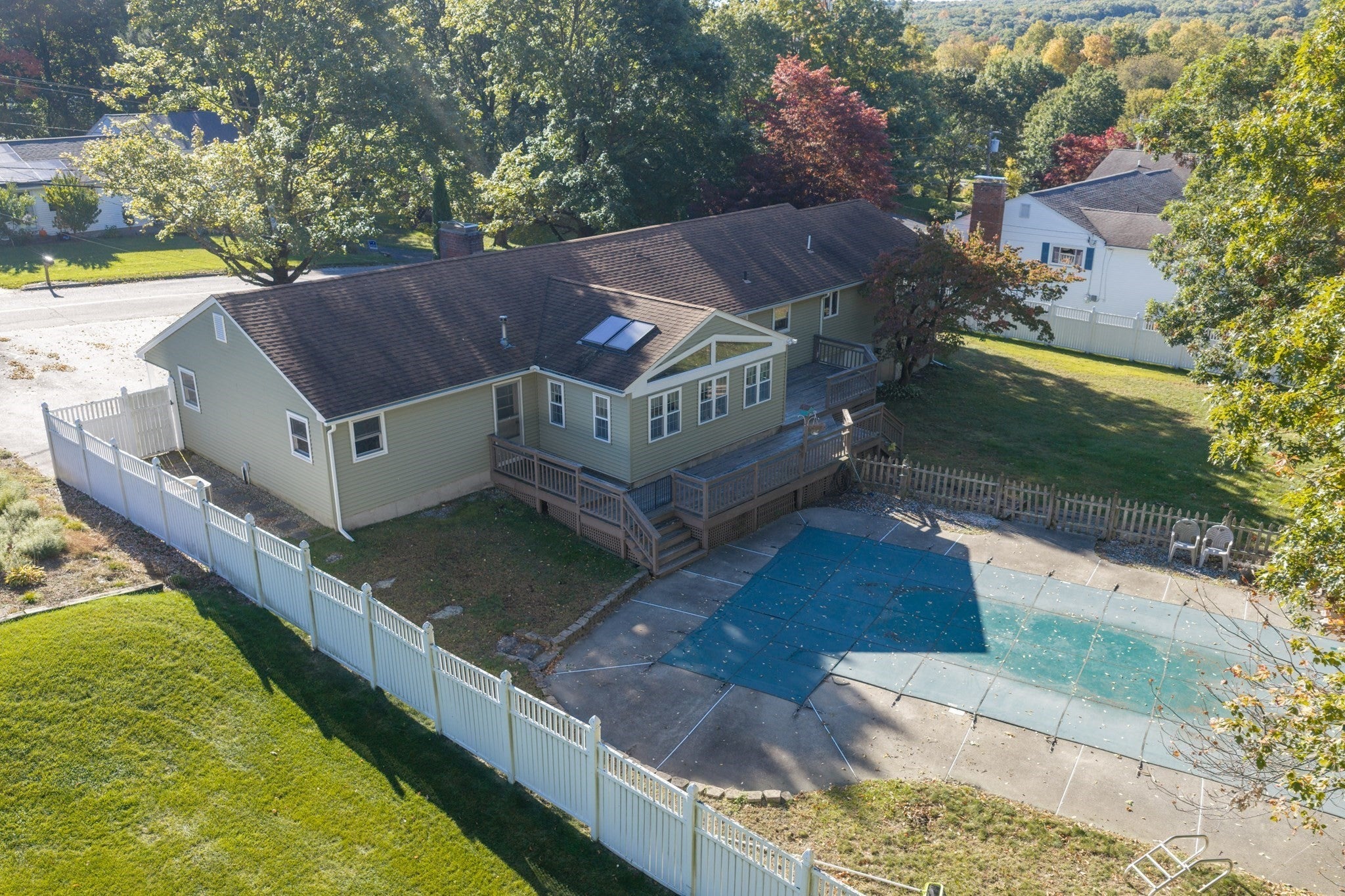 11 Carousel Dr