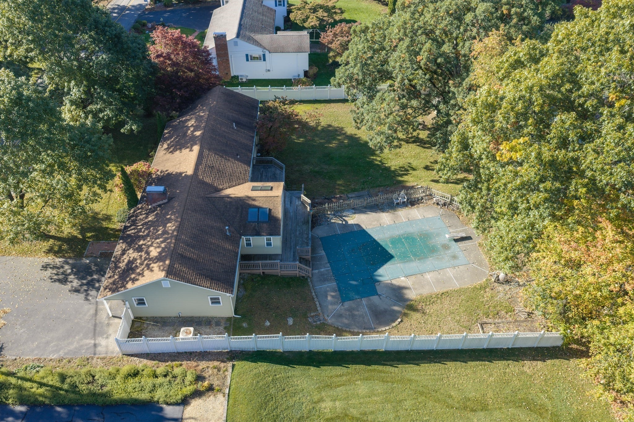 11 Carousel Dr