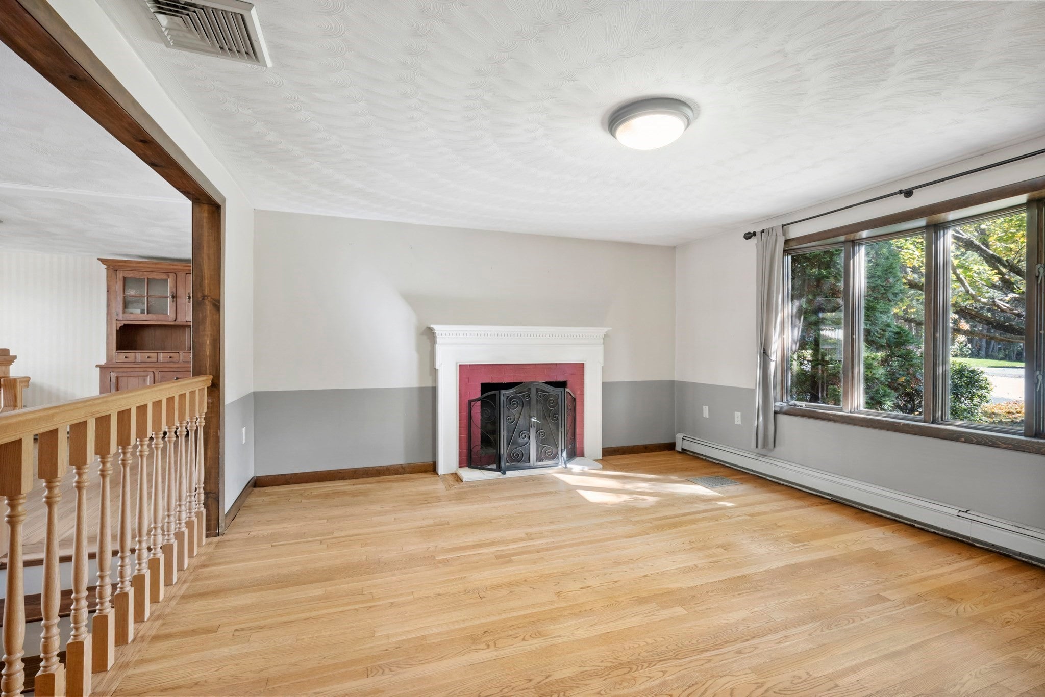 11 Carousel Dr, Millbury, MA Photo #15