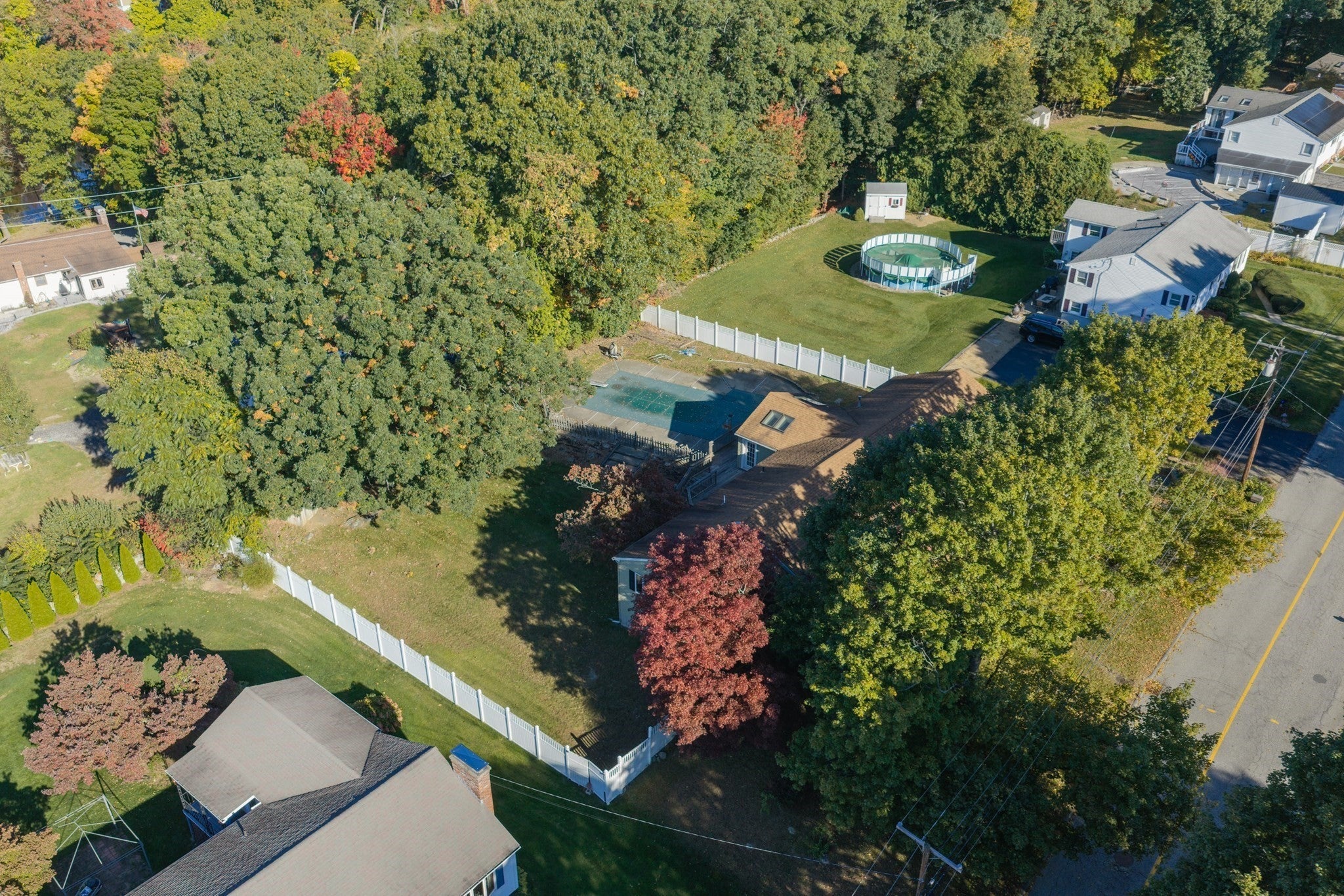 11 Carousel Dr, Millbury, MA Photo #37