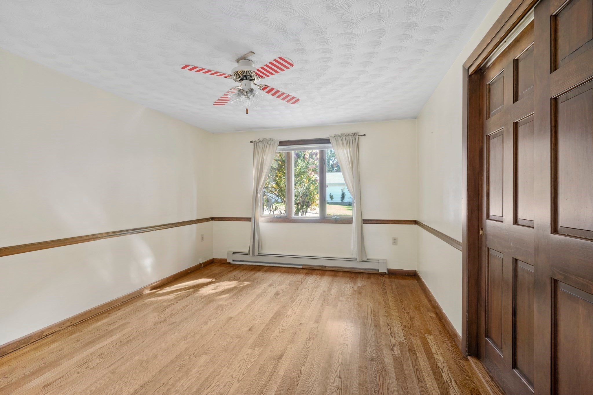 11 Carousel Dr, Millbury, MA Photo #19