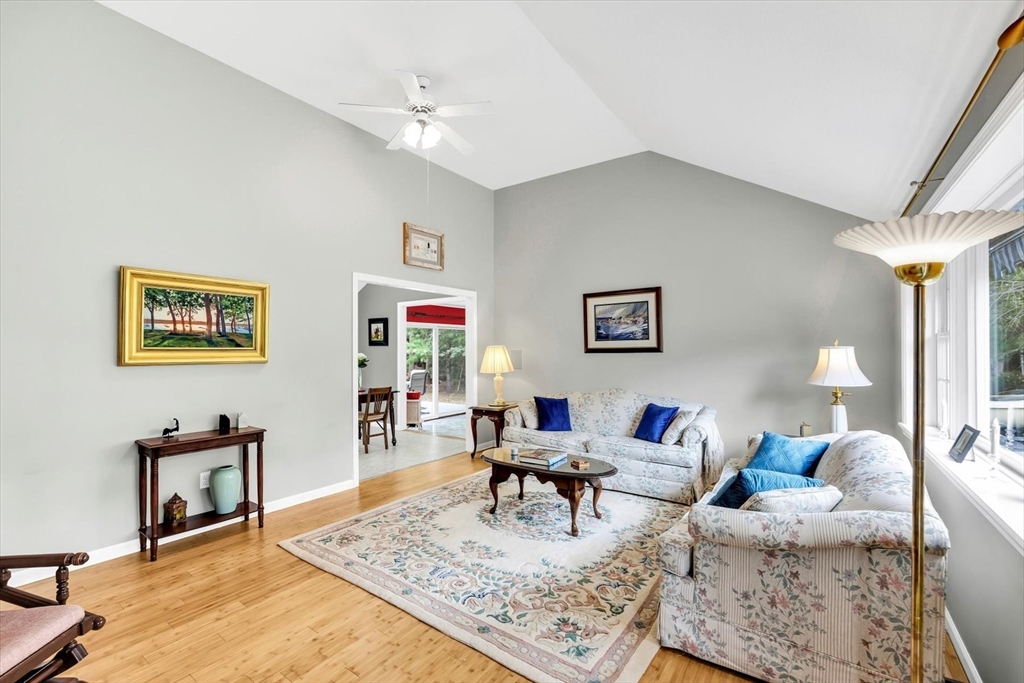 40 Beldan Ln
