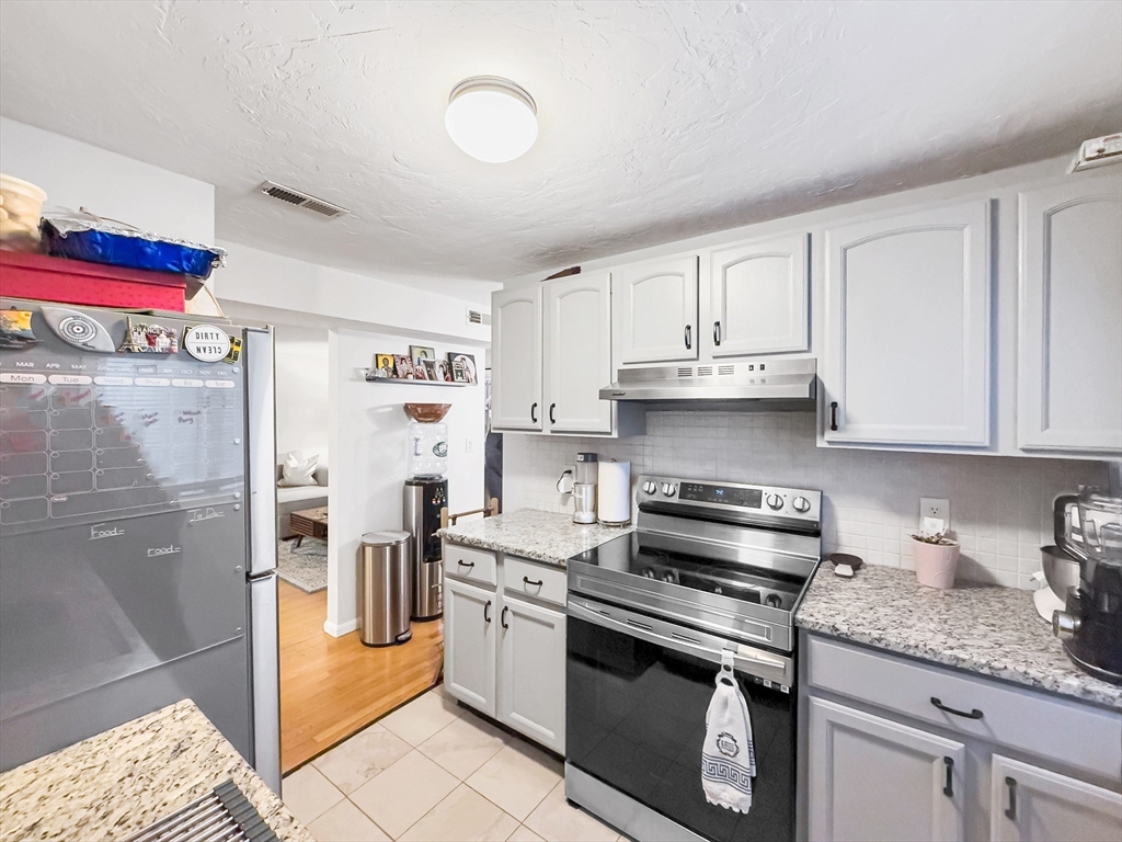 25 Rockland Street #7, Boston, MA Photo #4