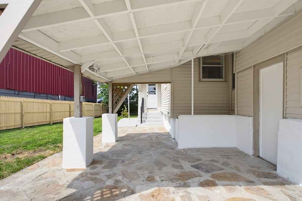 1 Railroad Ct, Millbury, MA Photo #28