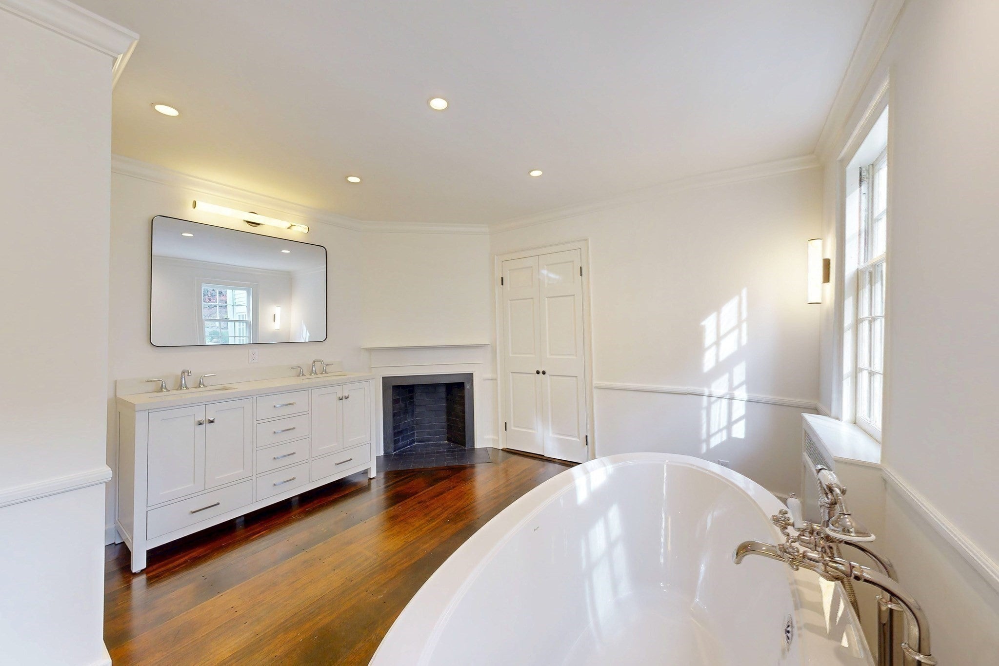 157 Centre St, Dover, MA Photo #19
