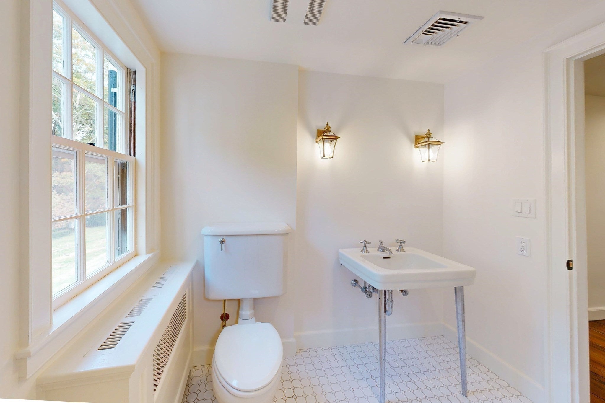 157 Centre St, Dover, MA Photo #30