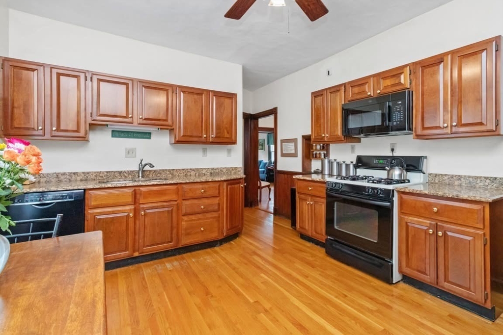 66 Hobson St 2