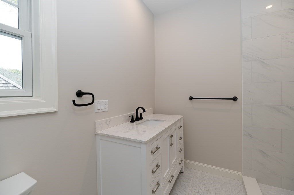 4 Mollie's Lane #B, Gloucester, MA, 4 Mollie's Lane #B, Gloucester, MA Photo #10