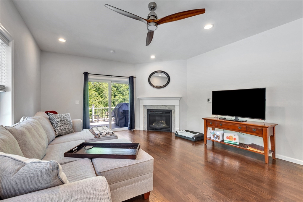 122 Milton St #122, Dedham, MA, 122 Milton St #122, Dedham, MA Photo #2