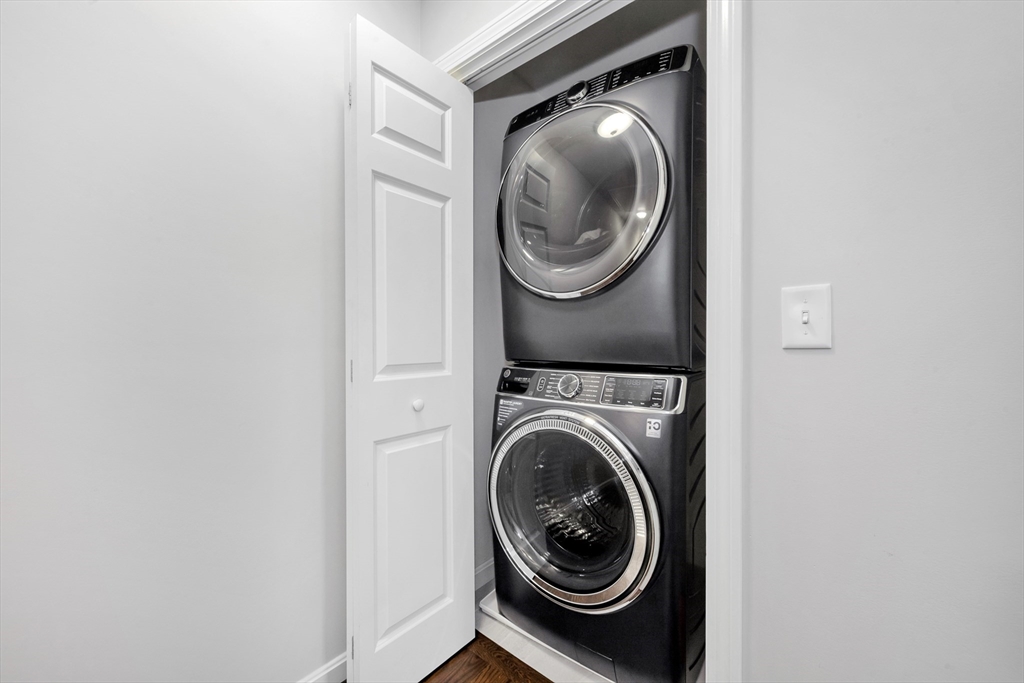 122 Milton St #122, Dedham, MA, 122 Milton St #122, Dedham, MA Photo #8