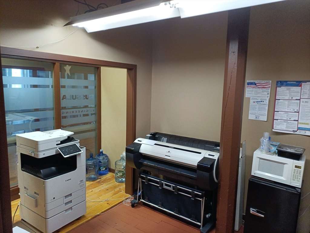 559 Main Street - Rt. 20 unit 204