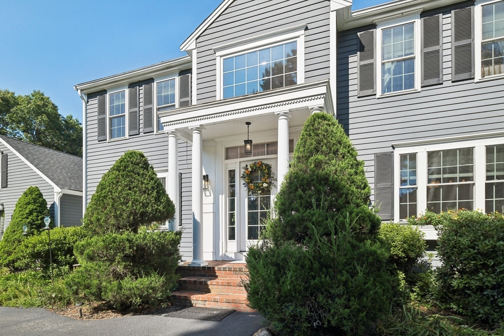 13 Sherwood Ln