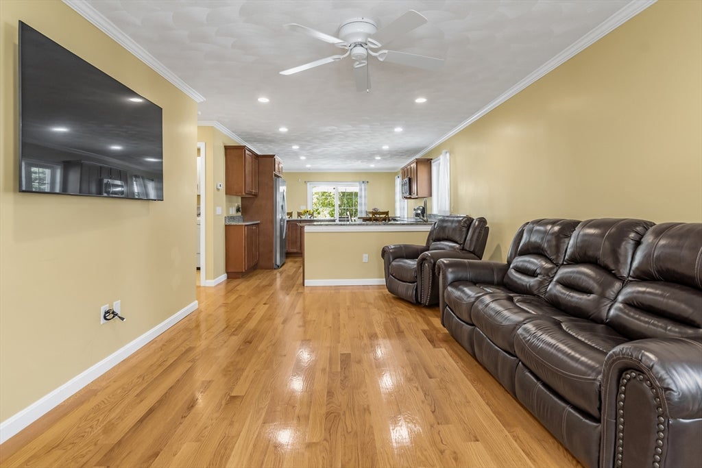 15 Hourihan St