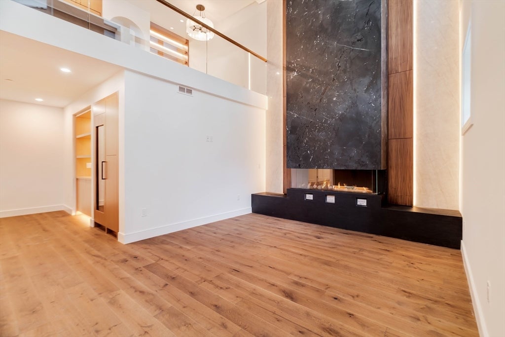 79 Park St 1