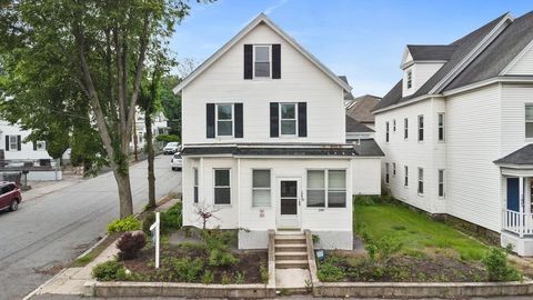 199 Mammoth Rd Lowell MA 01854
