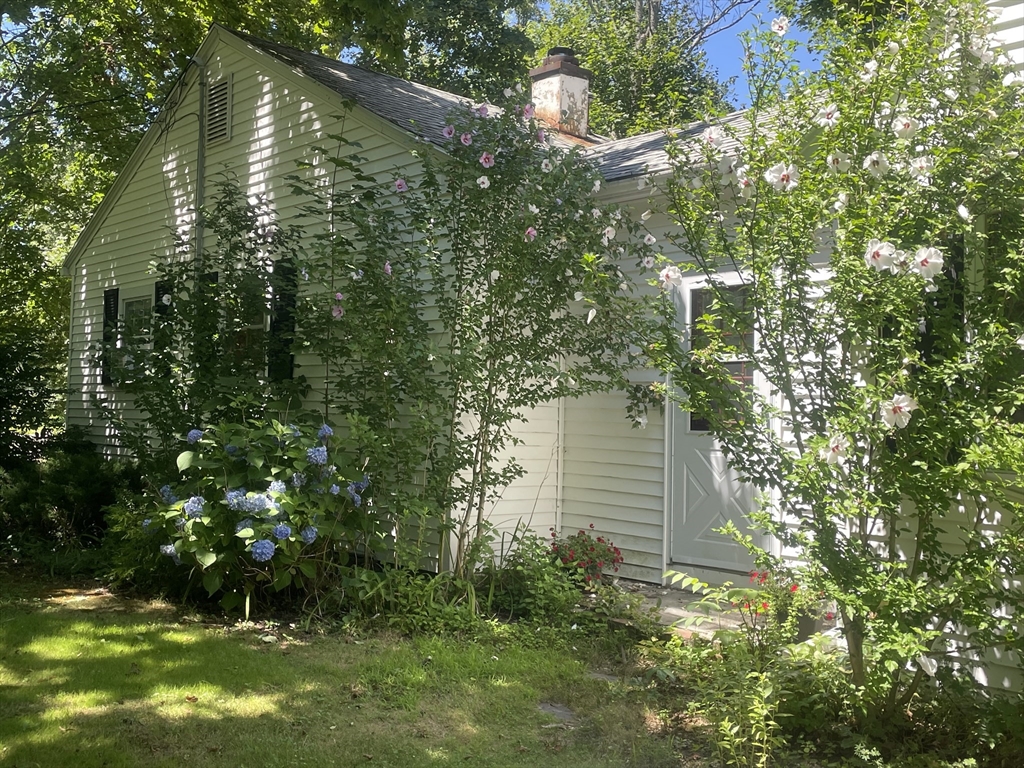945 Main Street