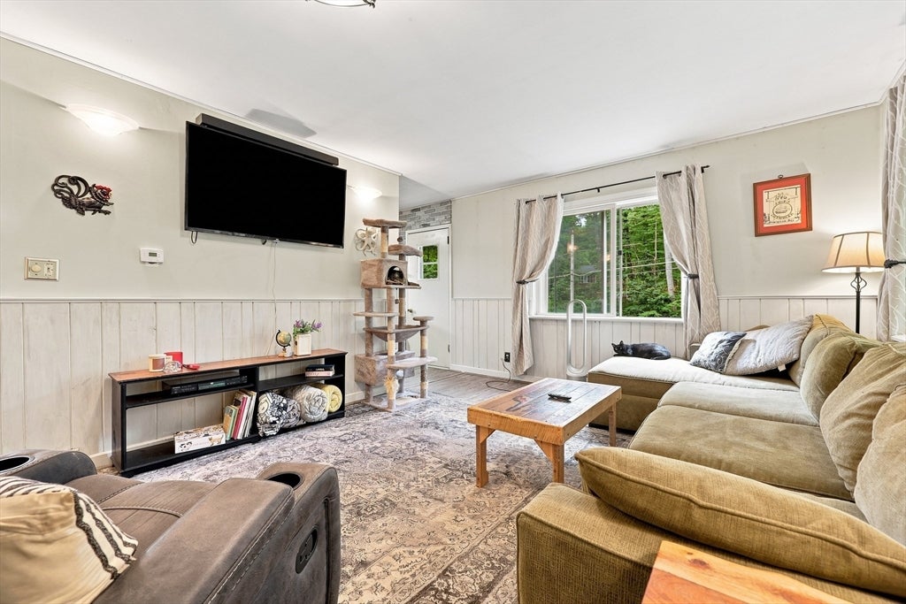 145 Brooks Village Road, Templeton, MA Photo #5