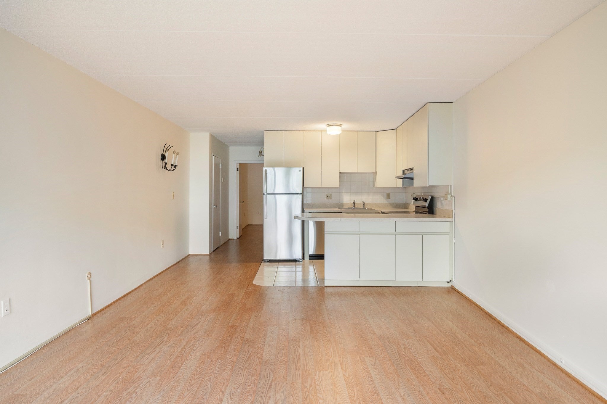 200 Swanton St T14