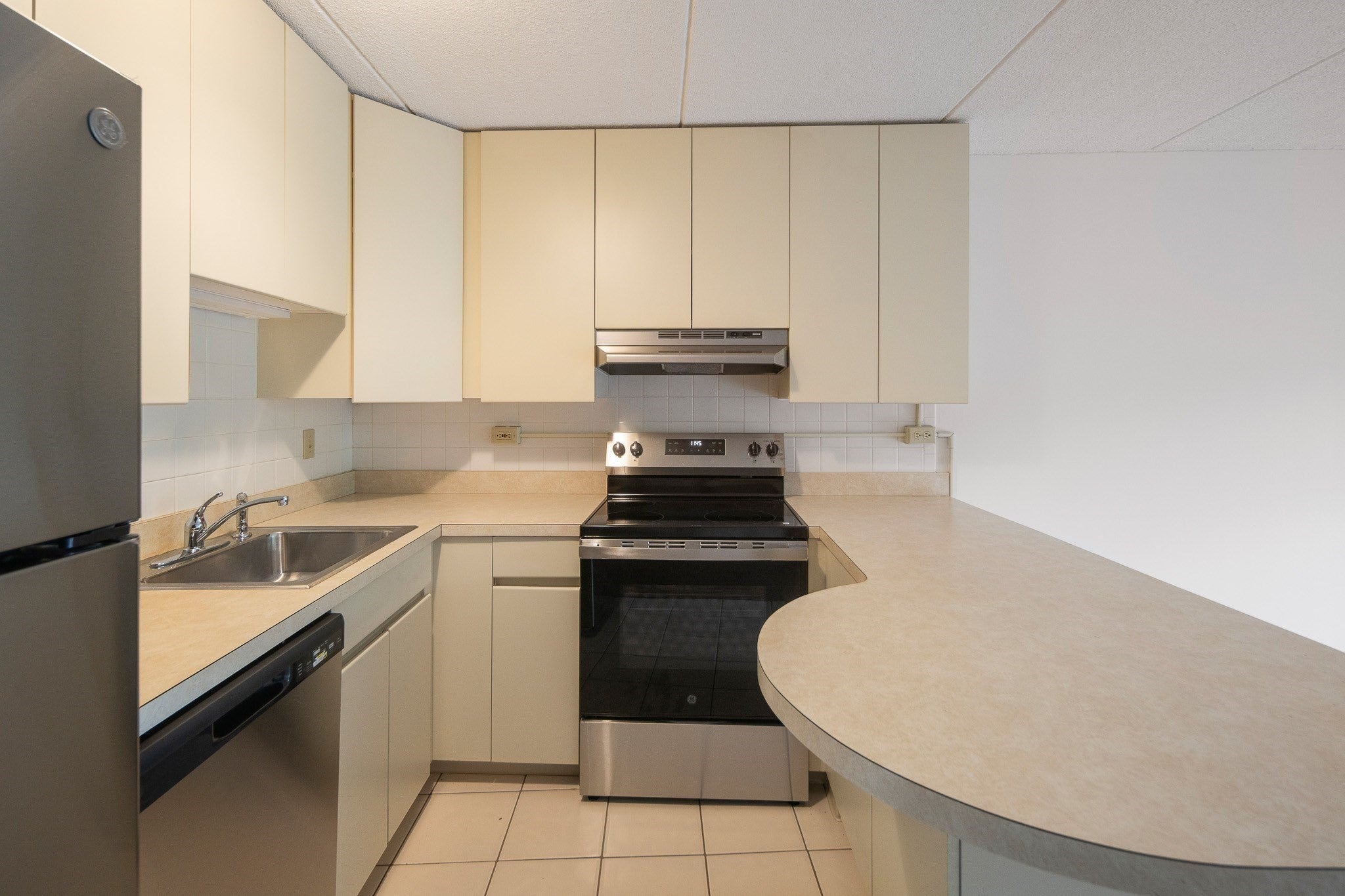 200 Swanton St #T14, Winchester, MA, 200 Swanton St #T14, Winchester, MA Photo #7