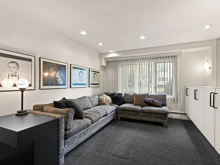 19 Selwyn Rd, Newton, MA, 19 Selwyn Rd, Newton, MA Photo #21