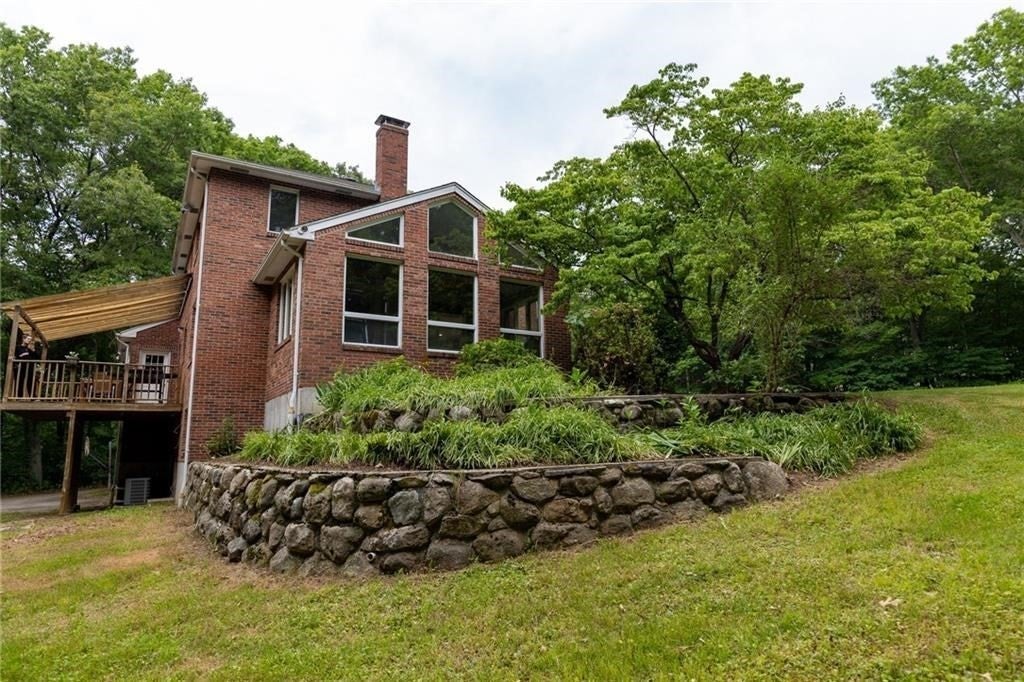 20 Lincoln Drive, North Smithfield, RI, 20 Lincoln Drive, North Smithfield, RI Photo #3