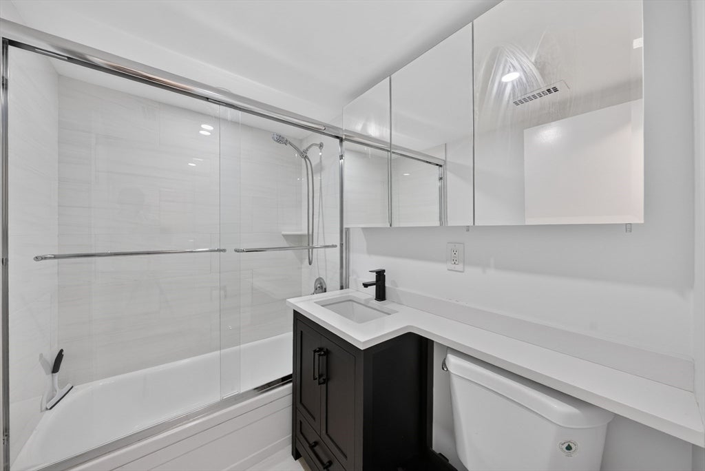 19 Winchester ST #208, Brookline, MA Photo #14