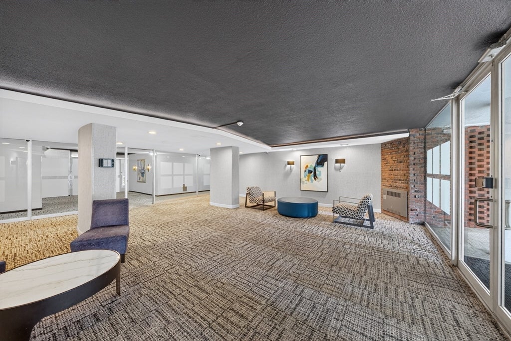 19 Winchester ST #208, Brookline, MA Photo #17