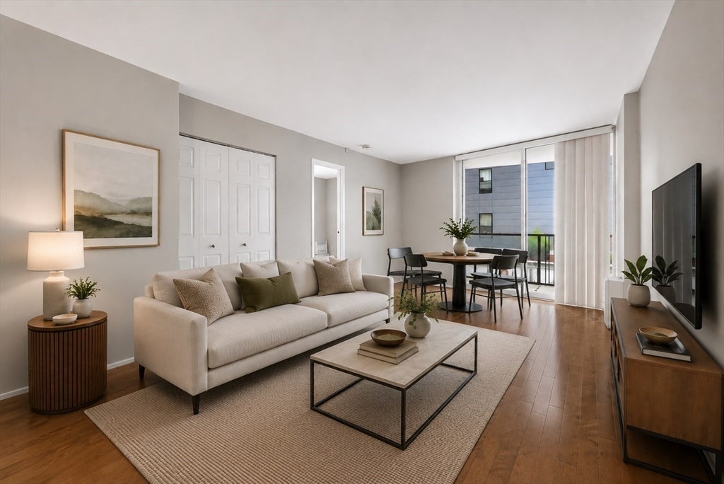 19 Winchester ST #208, Brookline, MA Photo #1
