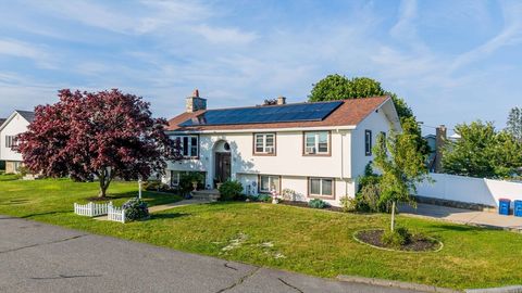 Photo of 6 Lighthouse Ln, New Bedford, MA 02744 (MLS # 73549632)