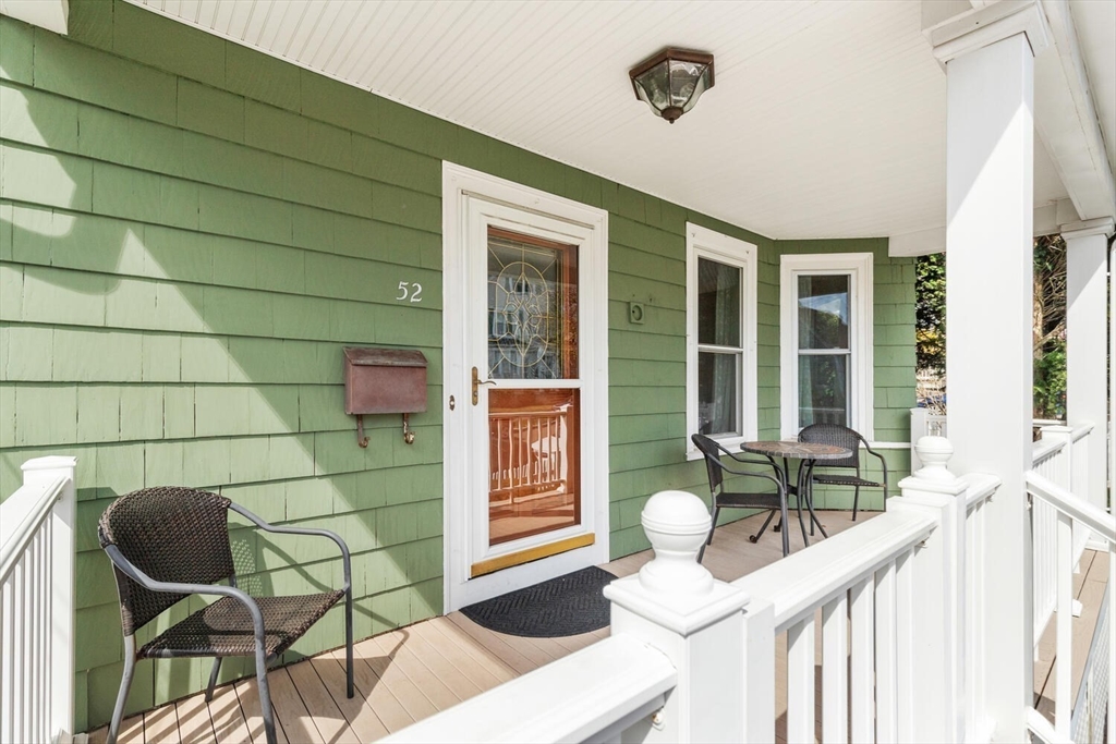 52 Atkins Ave