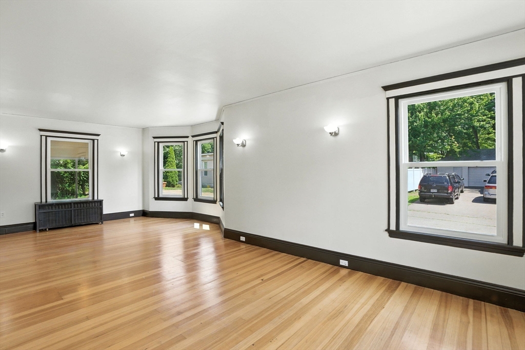 4 Brigham Park