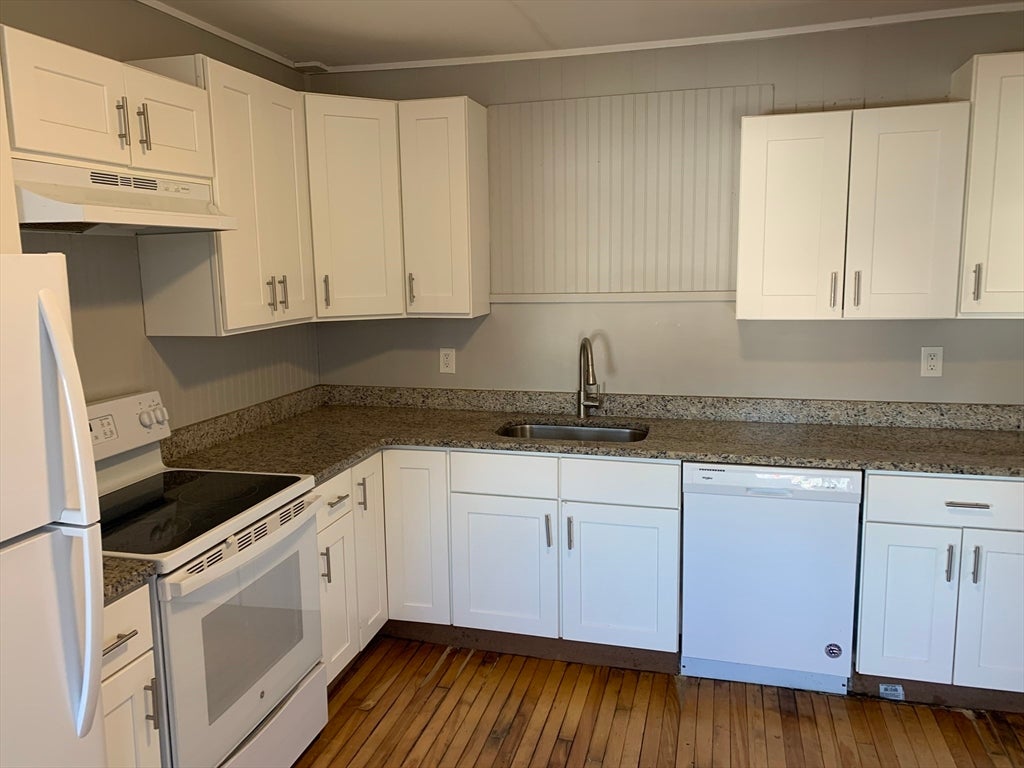 135 Lafayette Square #3L, Haverhill, MA Photo #3