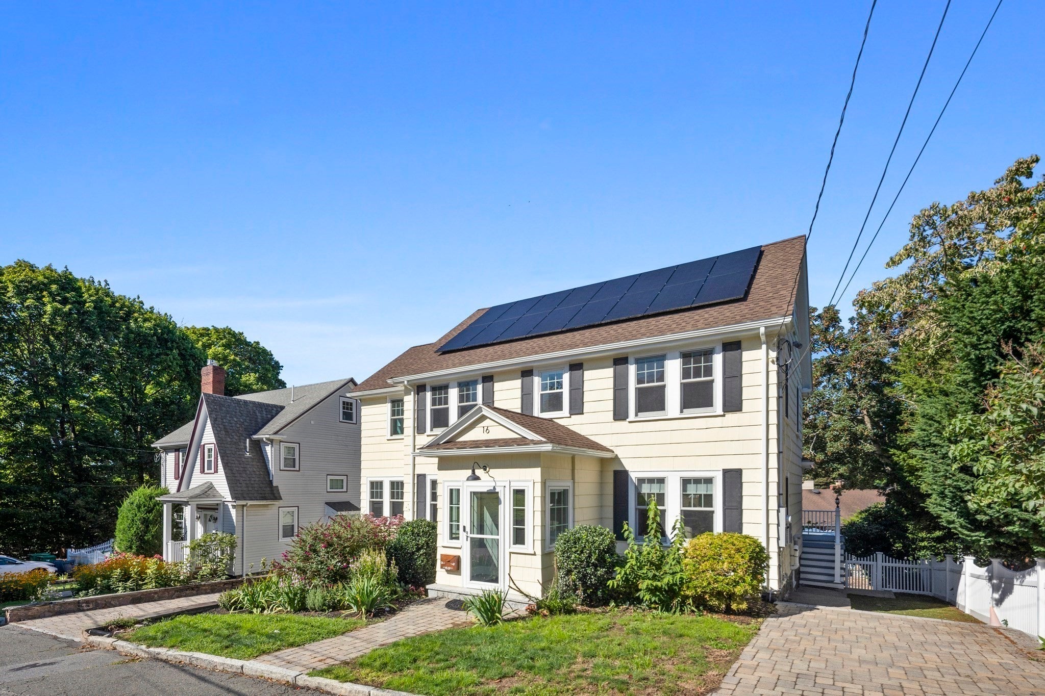 16 Rural Ave, Medford, MA Photo #2