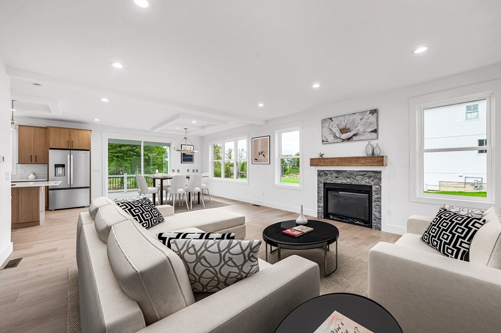 32 Balsam Hill Rd