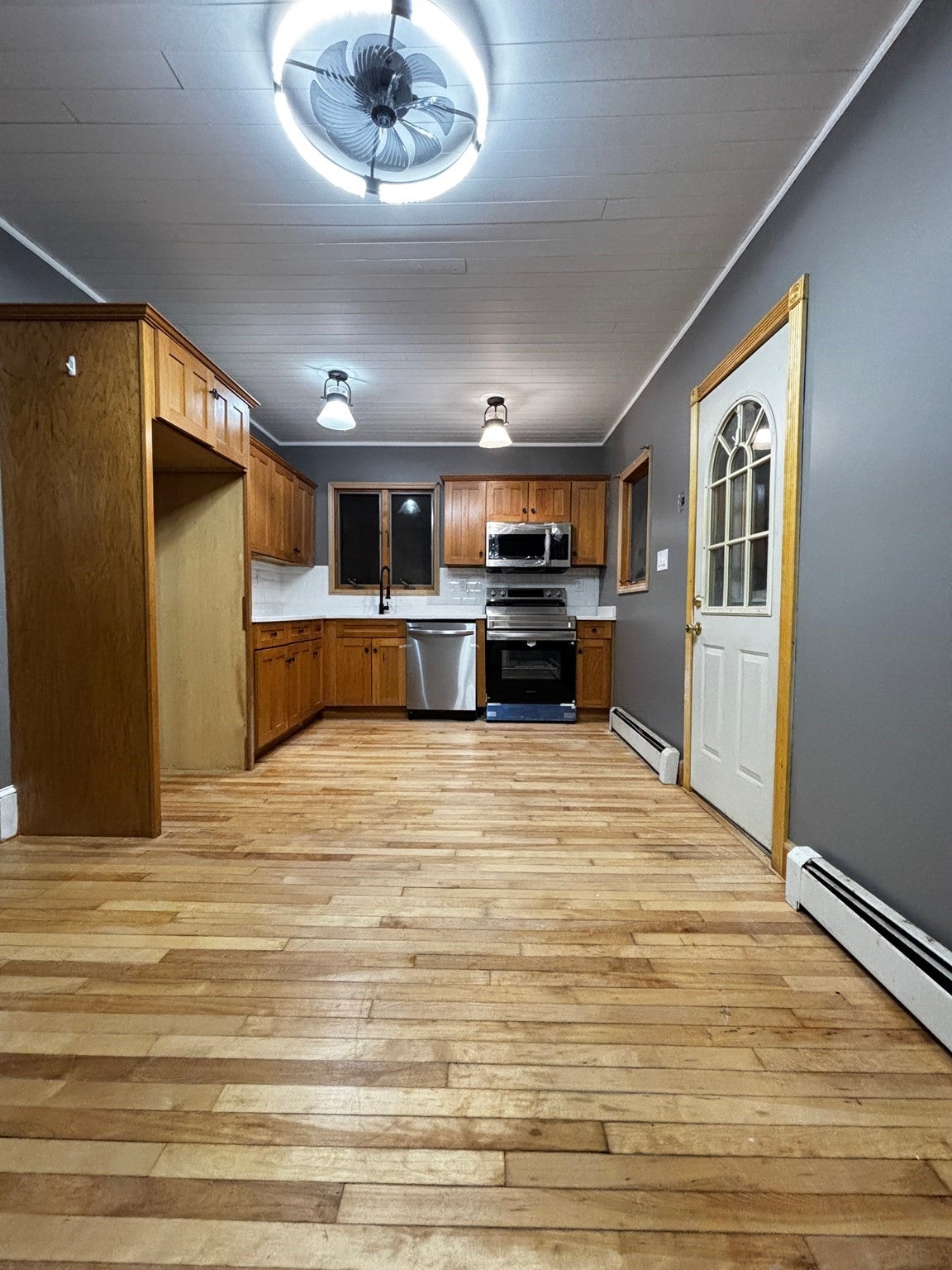 31 Willow ST, Brockton, MA, 31 Willow ST, Brockton, MA Photo #11