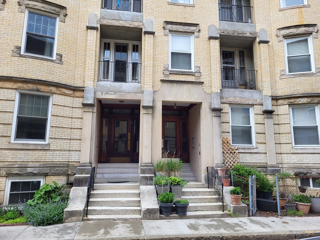 11 Wellman St. 1