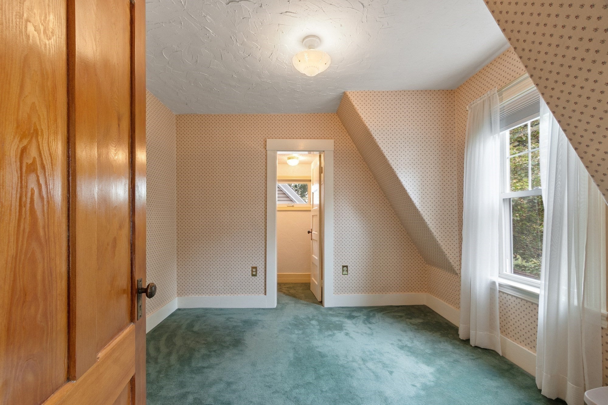 525 North St, Fitchburg, MA, 525 North St, Fitchburg, MA Photo #34