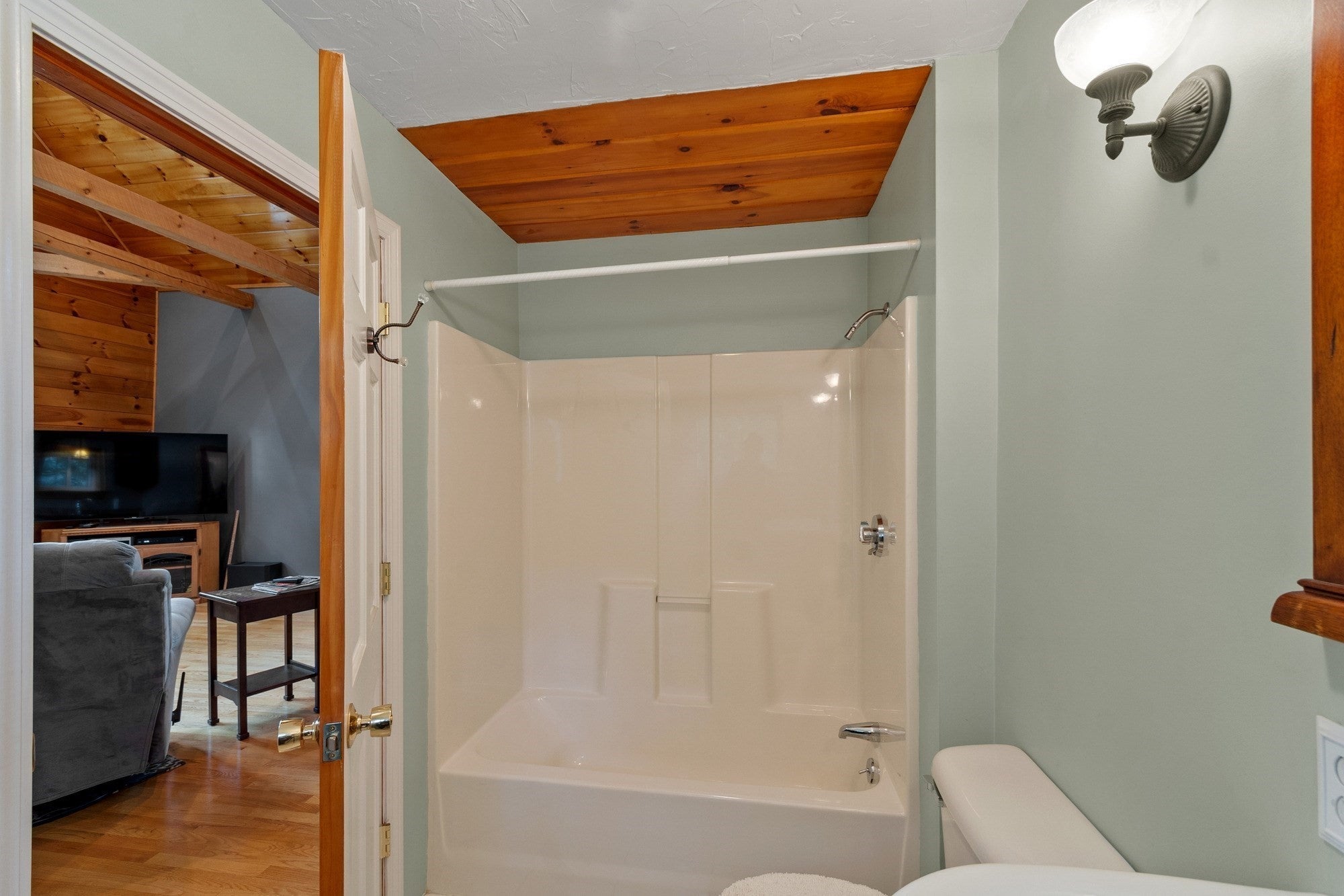 525 North St, Fitchburg, MA, 525 North St, Fitchburg, MA Photo #23