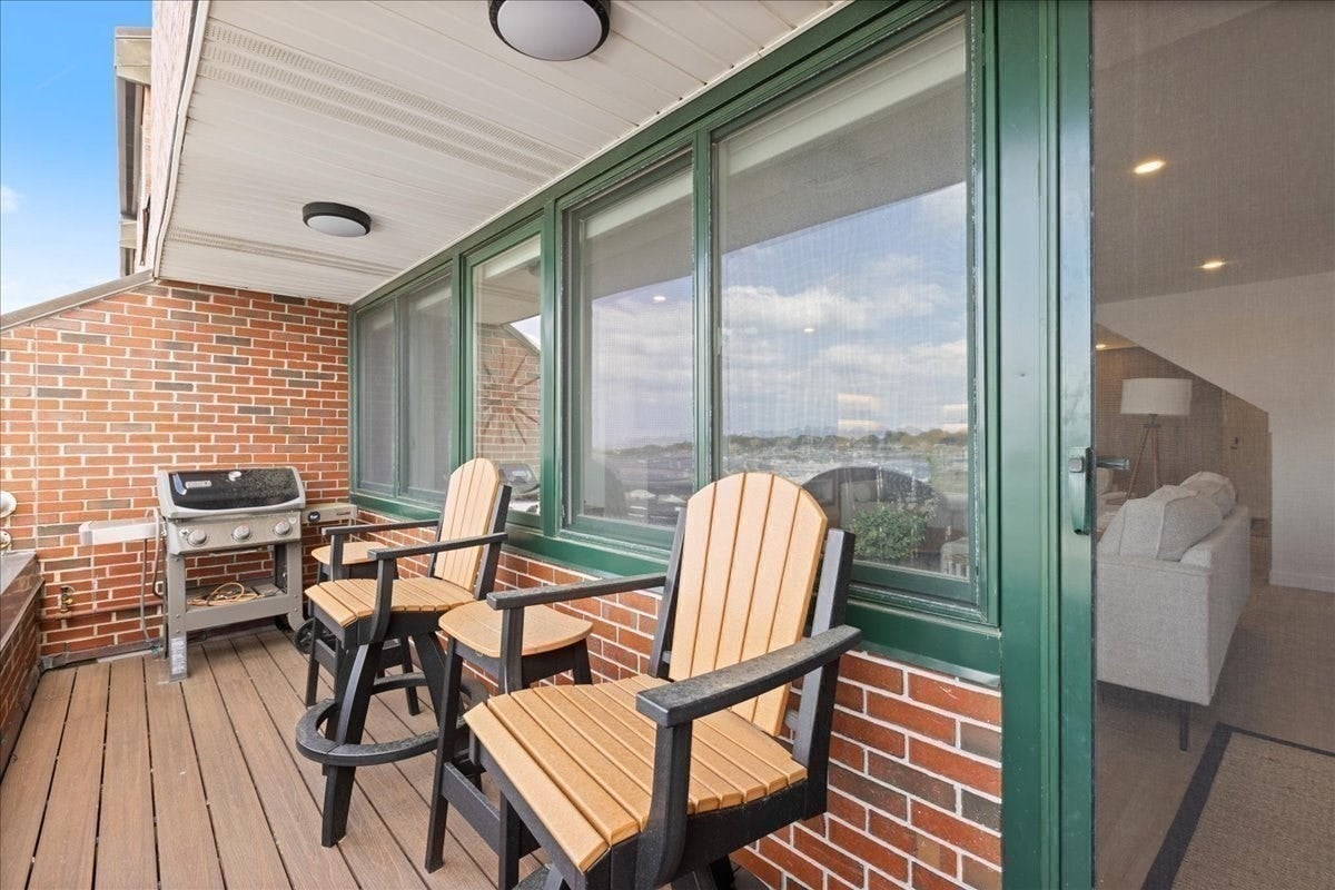 58 Merrimac St #3-5, Newburyport, MA Photo #16