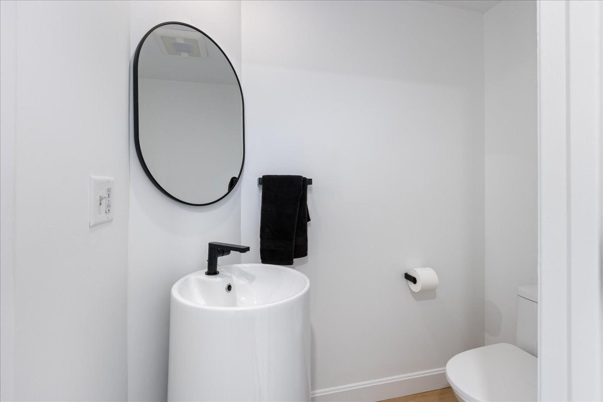 58 Merrimac St #3-5, Newburyport, MA Photo #13