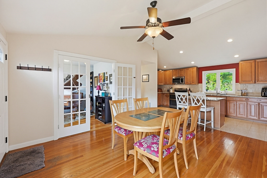 67 Handy St