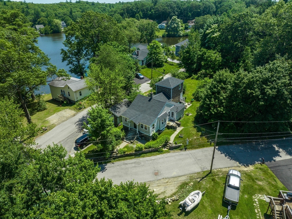 12 Manor Rd