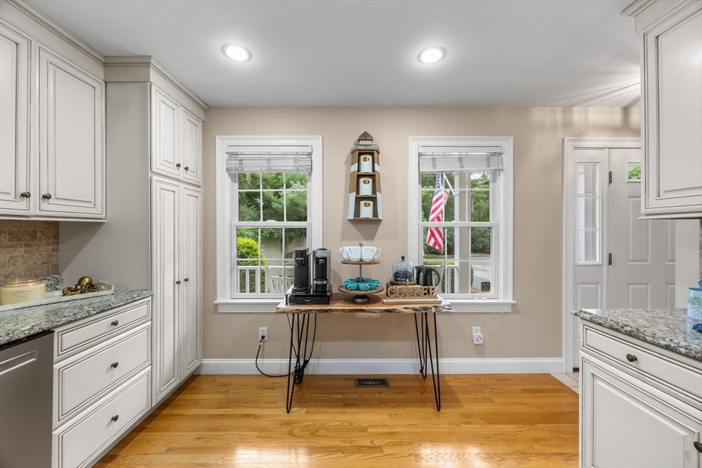 10 Lawton Lane, Barnstable, MA, 10 Lawton Lane, Barnstable, MA Photo #7