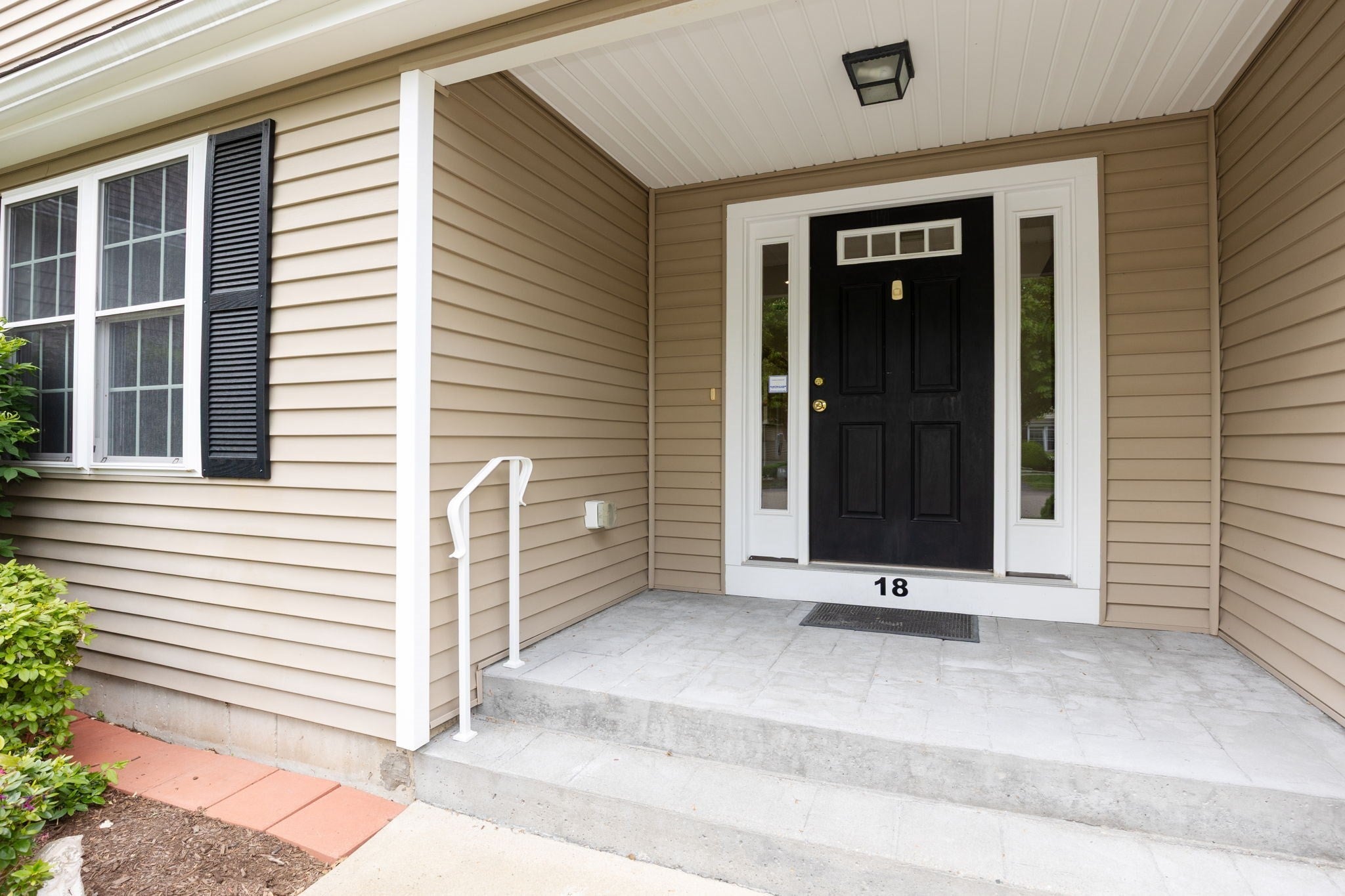 18 Captain Carlson Way 18