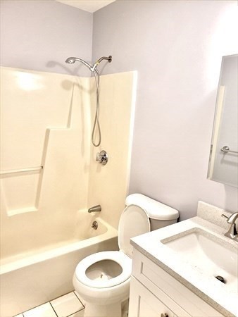 661 Main St #23, Malden, MA Photo #21