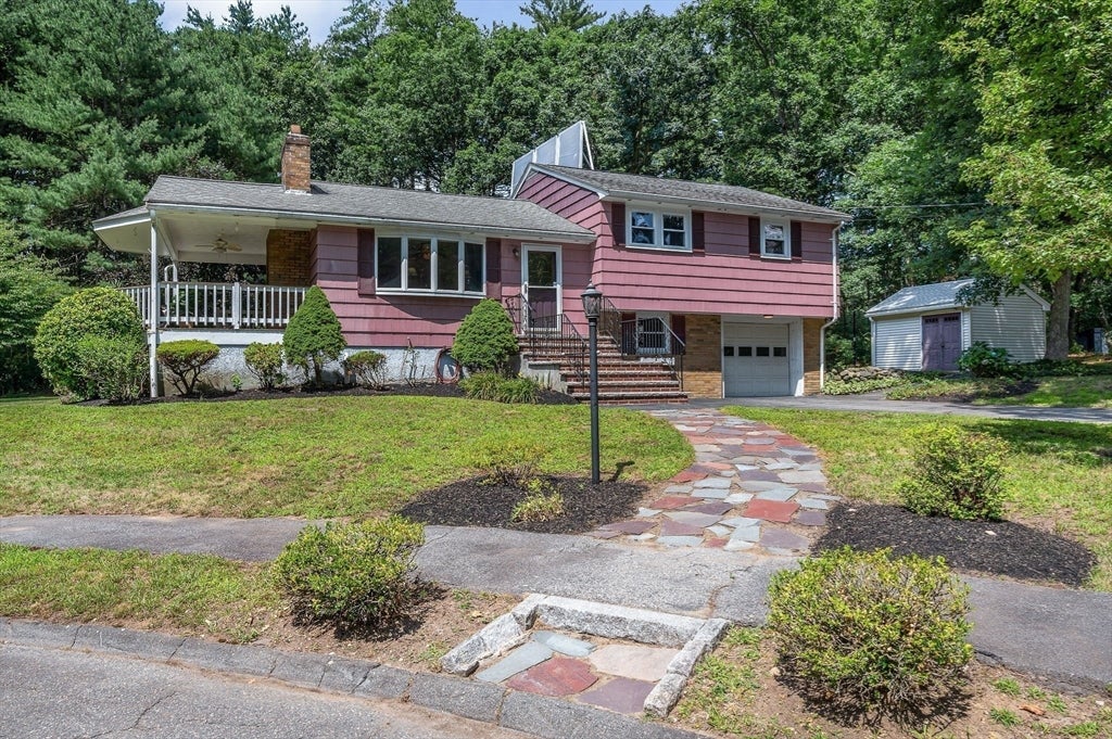 12 Wilton Drive, Wilmington, MA Photo #2