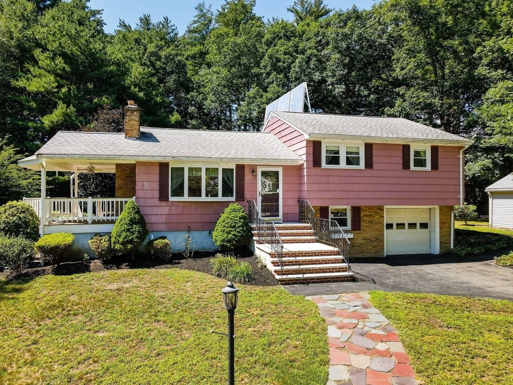 12 Wilton Drive, Wilmington, MA Photo #3
