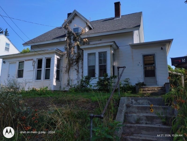7 Pleasant Street