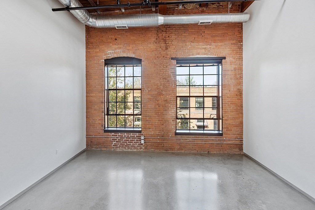 160 Water St #115, Williamstown, MA Photo #15